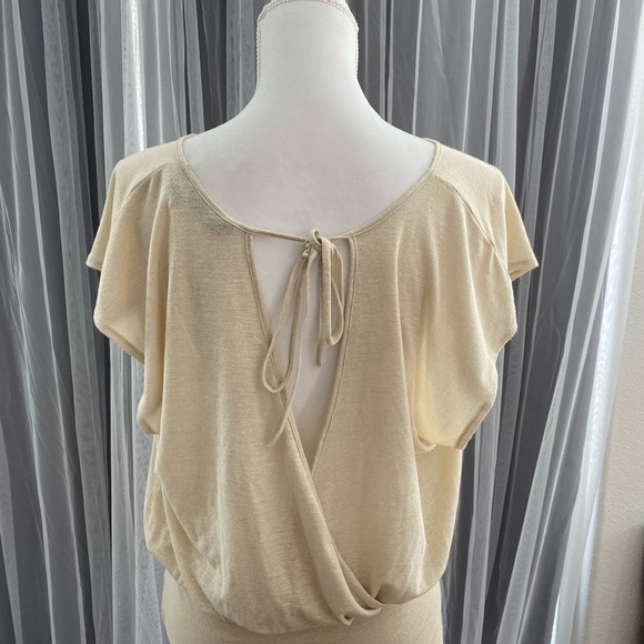 MNG casual top 4 items for $20 - Picture 2 of 7